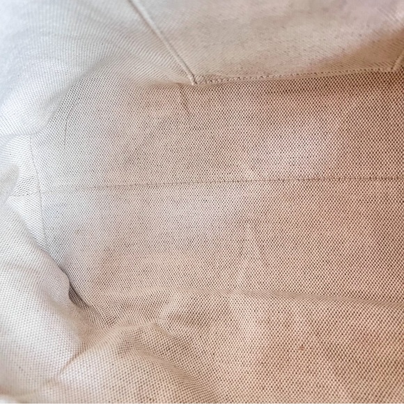 Gucci Soho Leather Shoulder Bag with Tassel Off White Color - Picture 14 of 16